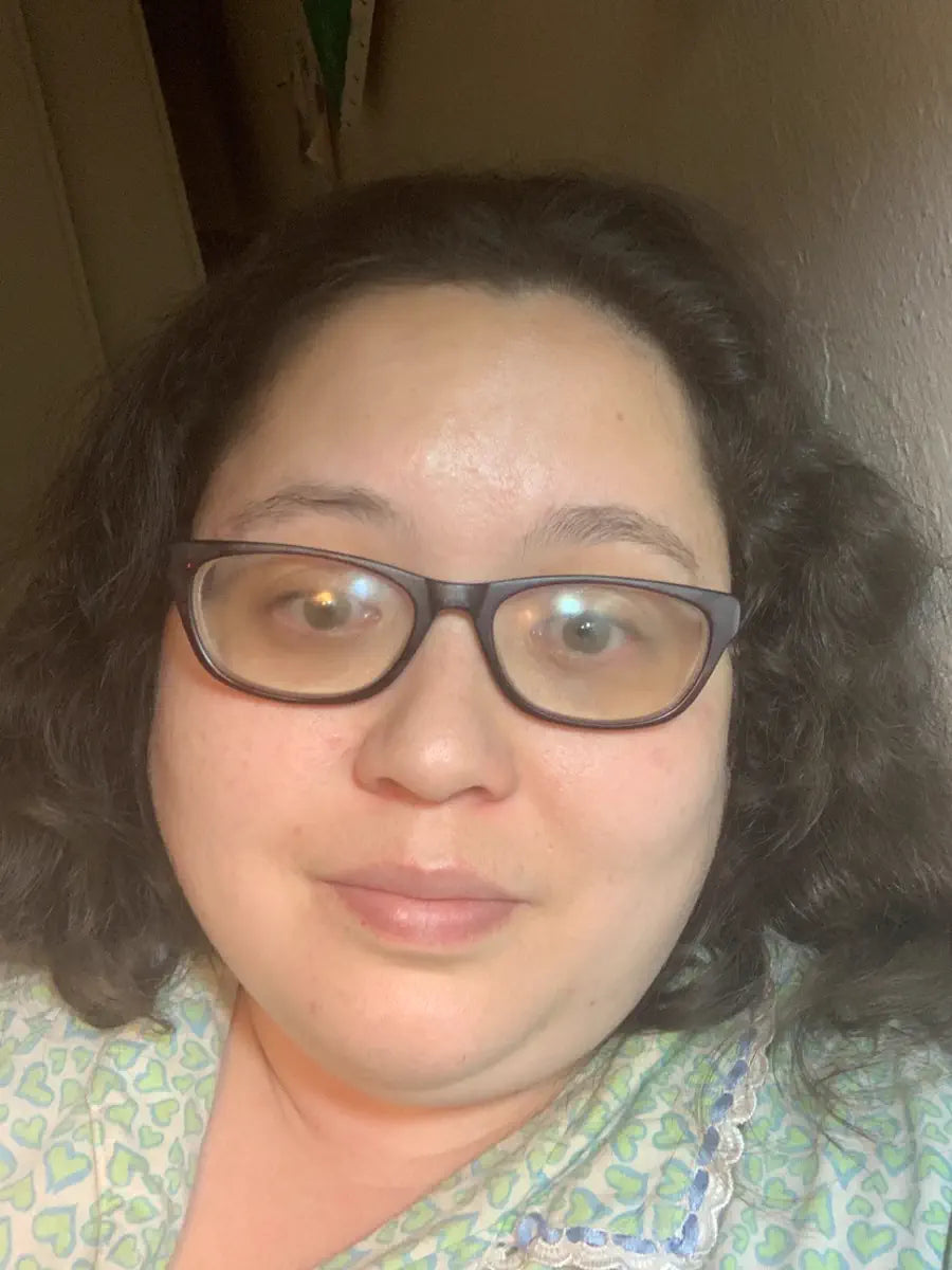 Customer portrait wearing glasses
